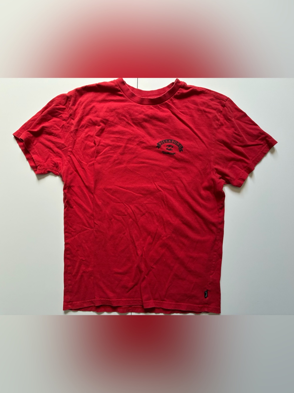 Billabong Red Short-Sleeve Crew Tee with Chest Logo - Medium